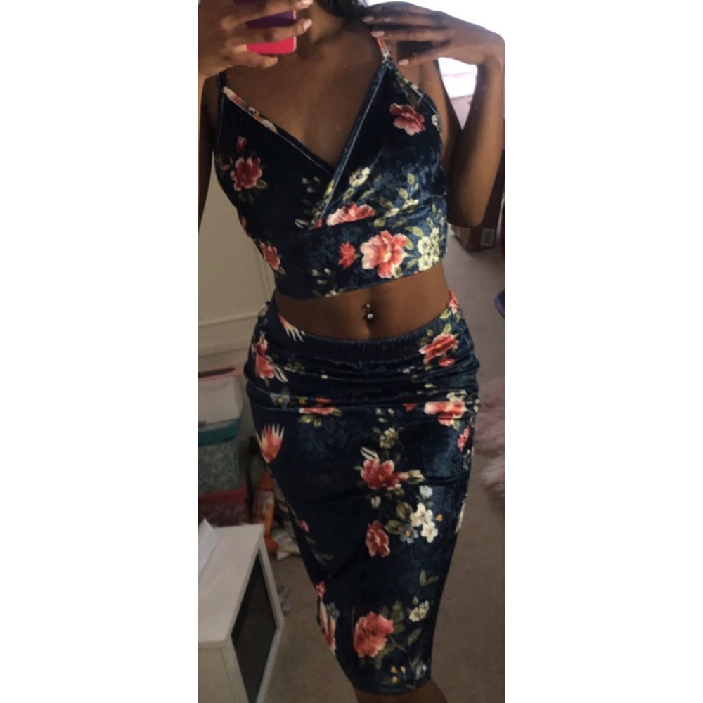 Two Piece Floral Velvet Skirt Set